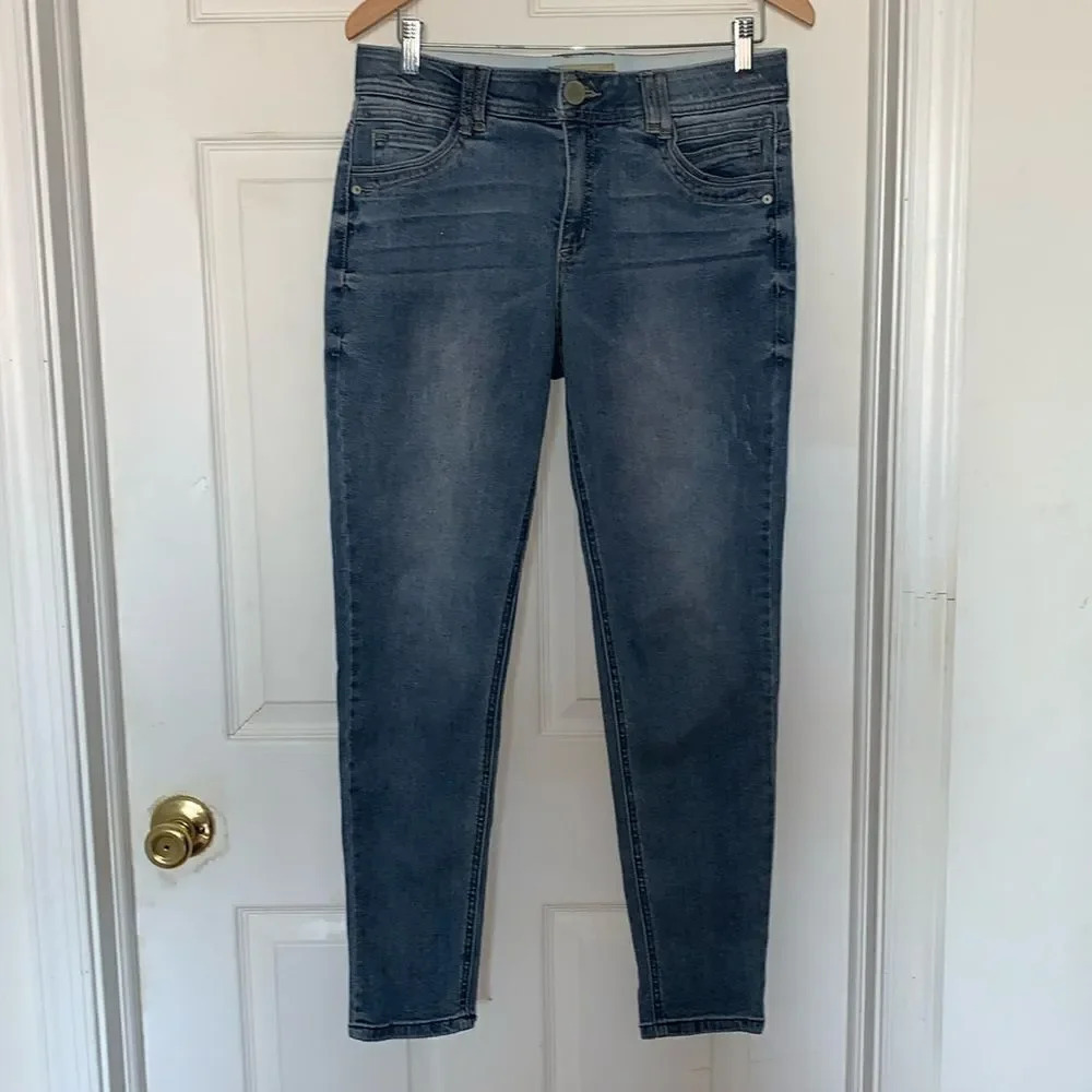 Democracy Ab Technology Blue Jeans Size 8